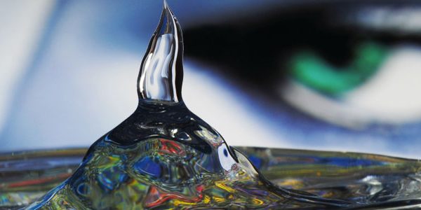 優れた特徴を誇る筐体